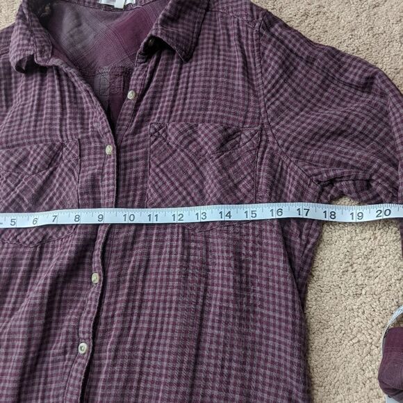 ⭐ 3 for $20 🌼 Maurice's Button Down Shirt - Picture 7 of 7